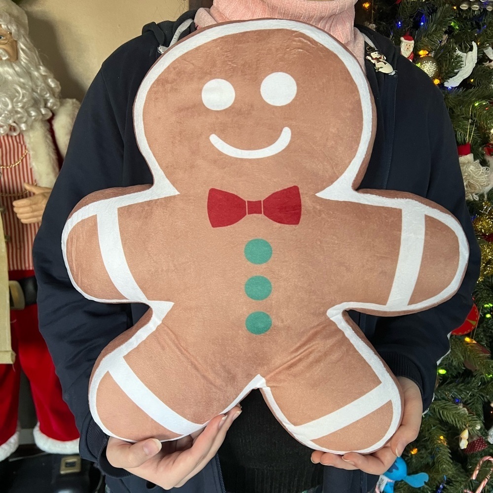 ❤️ Large 18” Gingerbread Man Christmas Holiday 
Pillow Decor